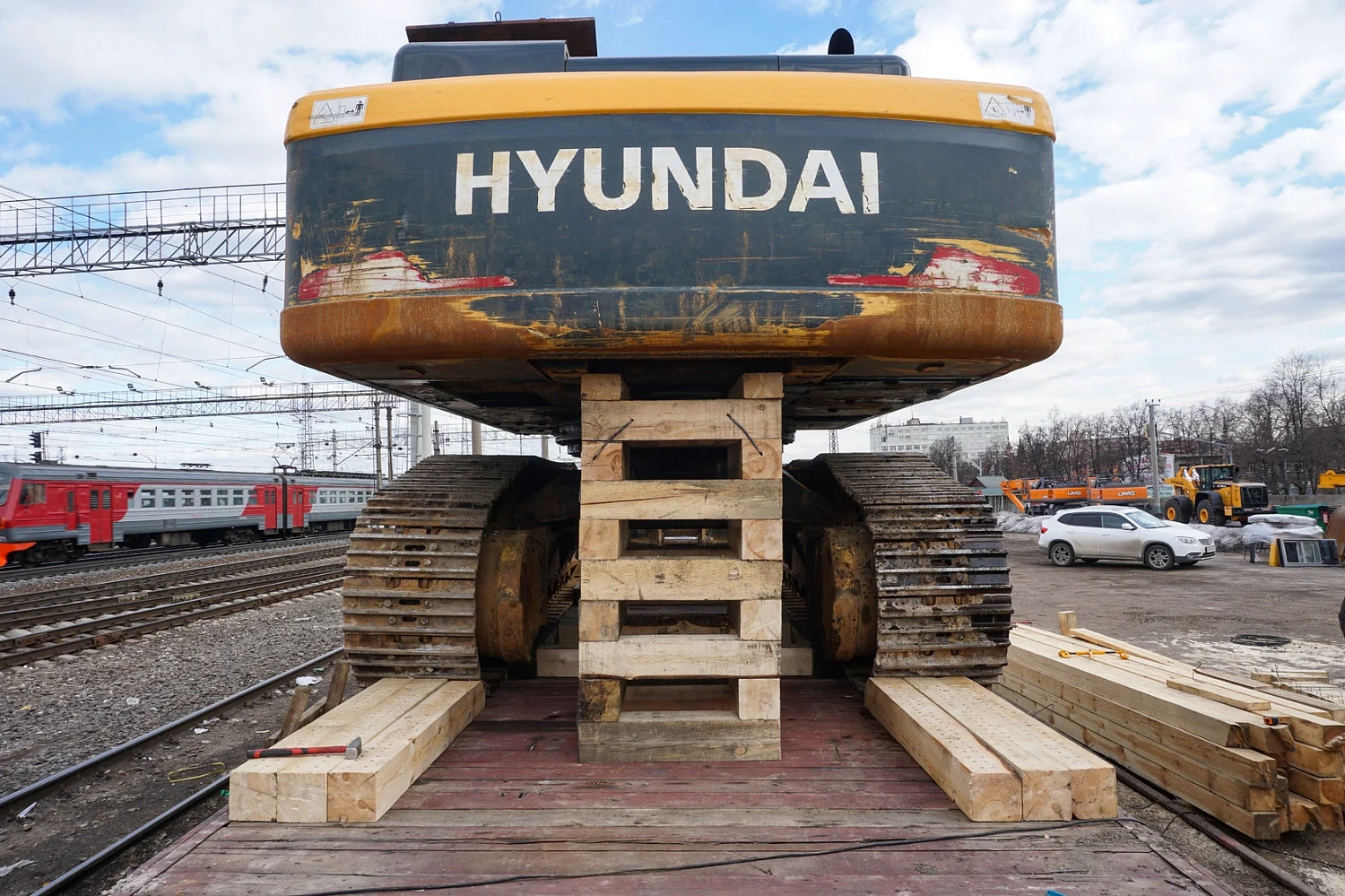 Перевозка экскаватора HYUNDAI 520LC-95